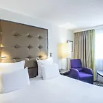 מלון Pullman La Pleiade Centre