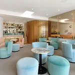Pullman La Pleiade Centre מלון
