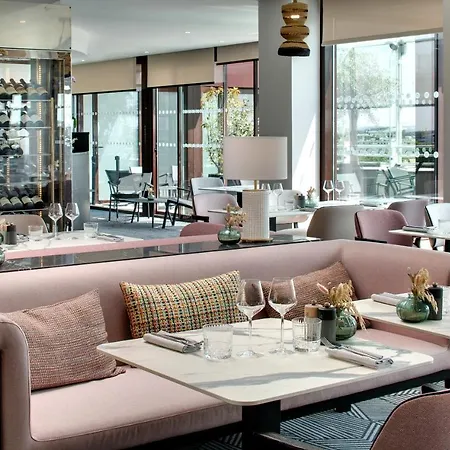 Pullman Centre 4*