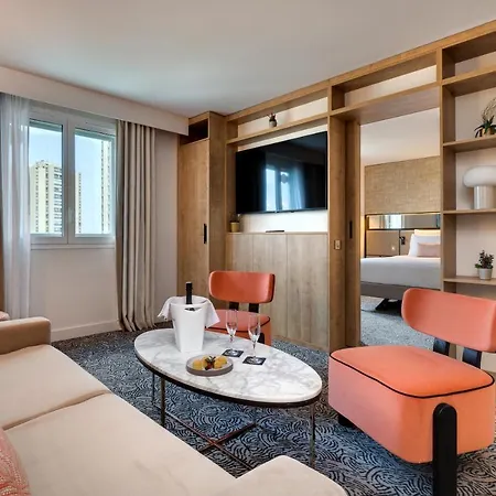 Pullman Centre Hotel