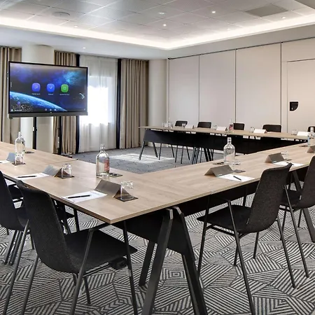 Pullman La Pleiade Centre 4*