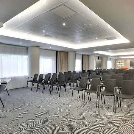 Pullman La Pleiade Centre