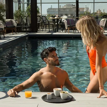 Pullman Centre Hotel