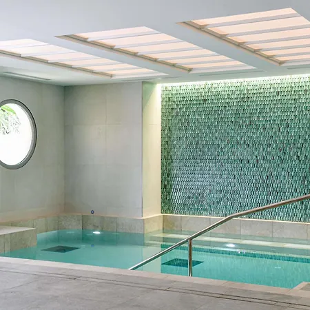 Hotel Pullman La Pleiade Centre 4*