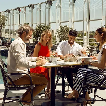 Hotel Pullman La Pleiade Centre 4*