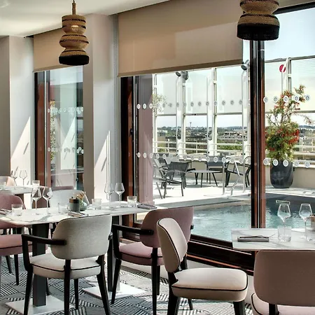 Pullman La Pleiade Centre ホテル