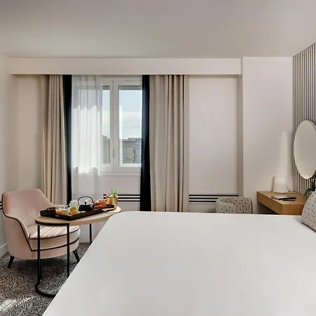 Pullman La Pleiade Centre 호텔