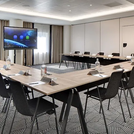 Szálloda Pullman La Pleiade Centre 4*