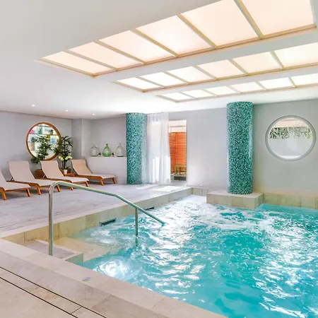 호텔 Pullman La Pleiade Centre 4*