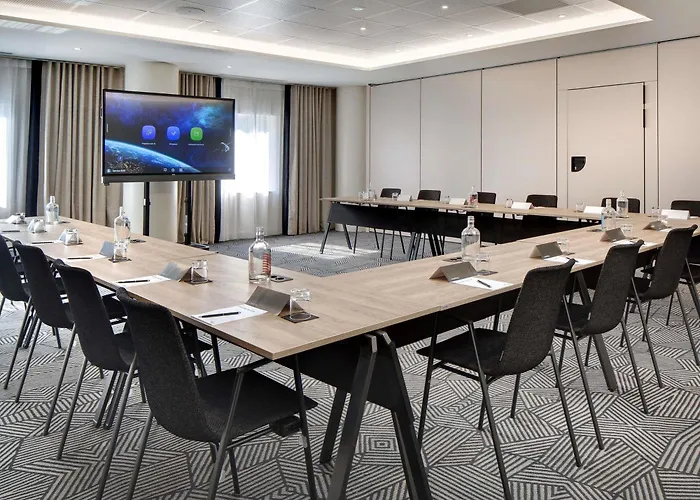 Pullman La Pleiade Centre Hotel