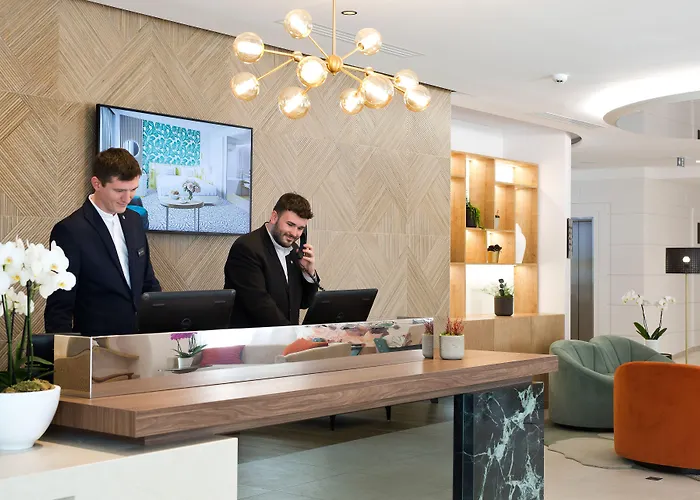 Hotel Pullman La Pleiade Centre 4*