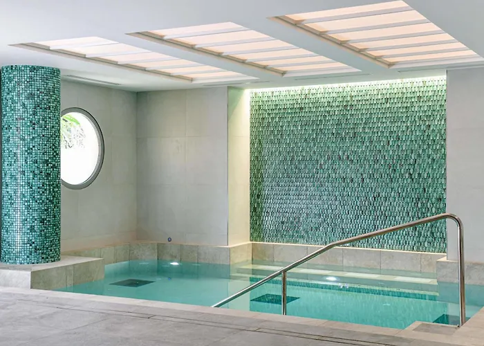 Hotel Pullman La Pleiade Centre 4*