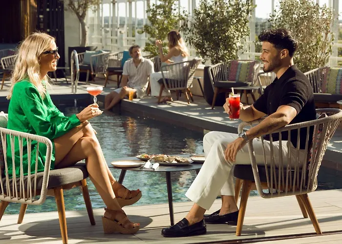 Pullman La Pleiade Centre ホテル 4*