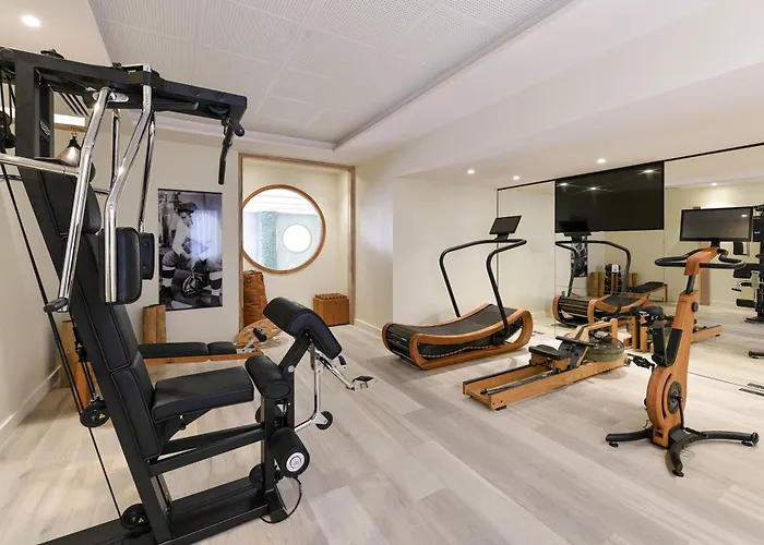 Pullman La Pleiade Centre Hotel