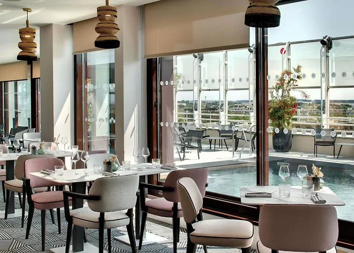 Pullman La Pleiade Centre Hotel