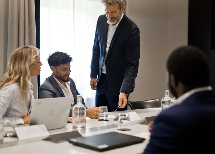 Hotel Pullman La Pleiade Centre 4*